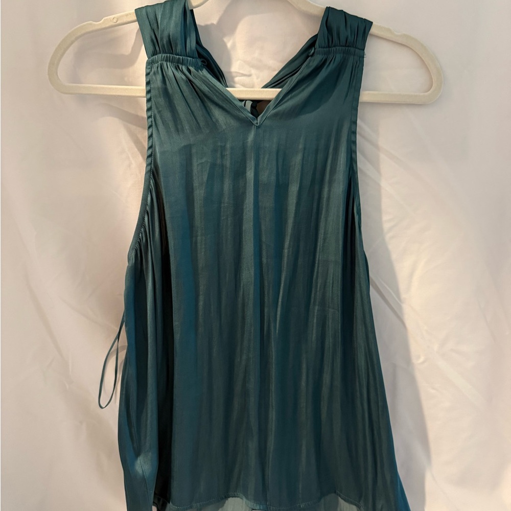 Chic Teal Sleeveless Blouse